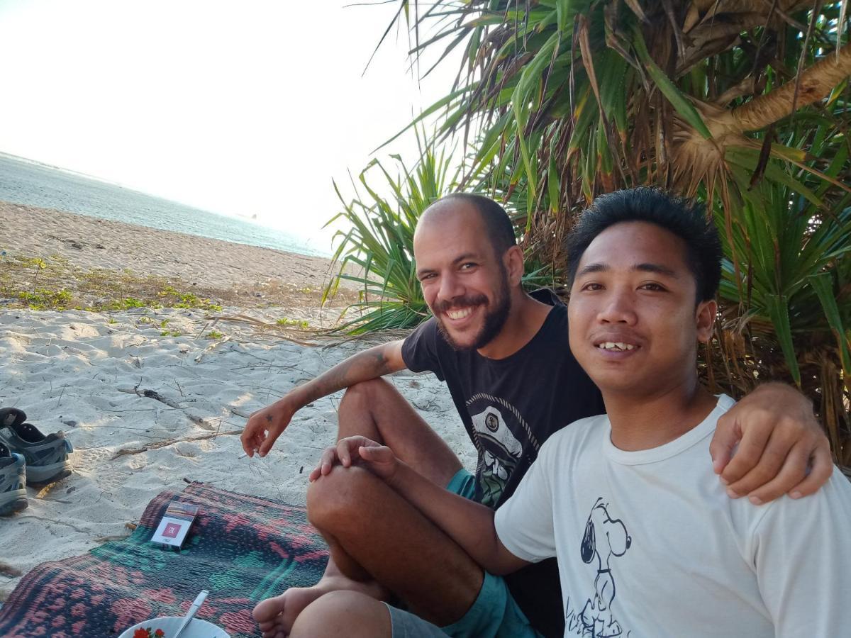 J A Homestay Kuta  Buitenkant foto